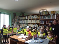 Przedszkolaki w Filii bibliotecznej w Paszkówce